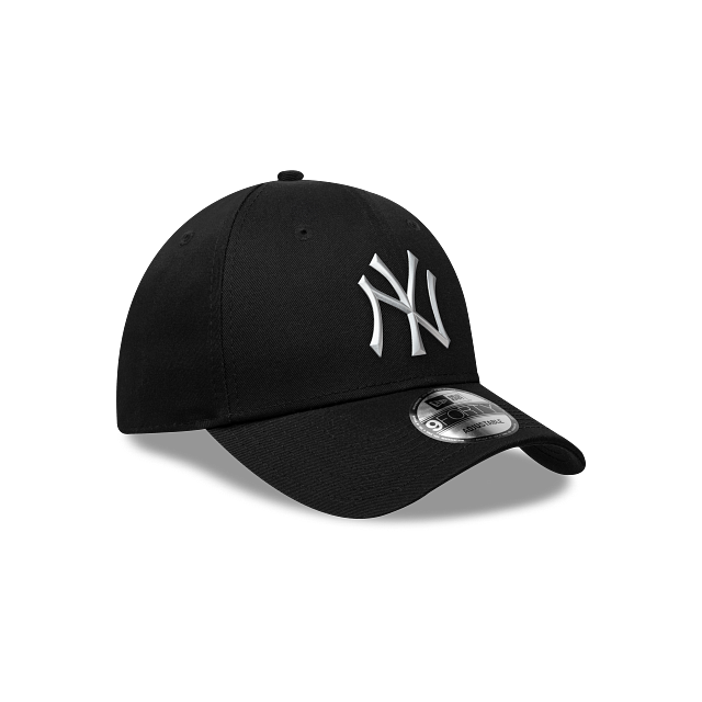 New York Yankees MLB Metal Badge 9FORTY Strapback Negra