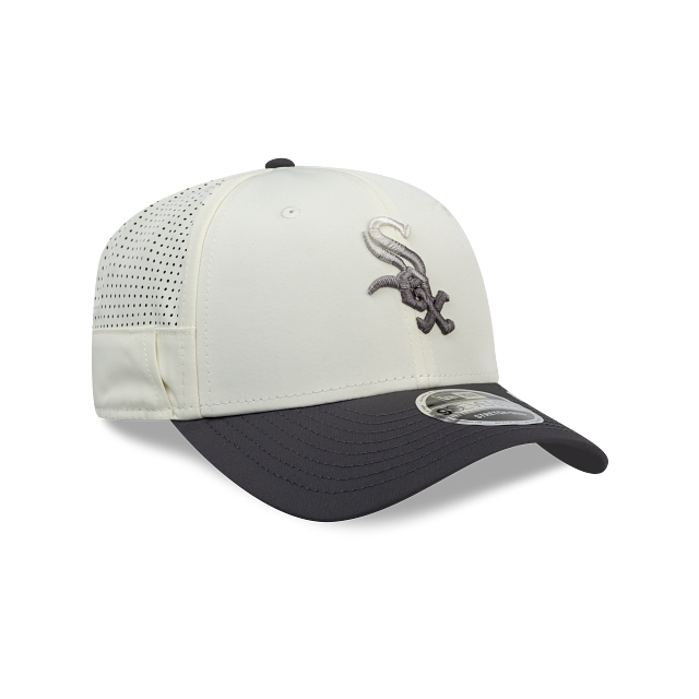 Chicago White Sox MLB GRADIENT Trucker 9SEVENTY Snapback