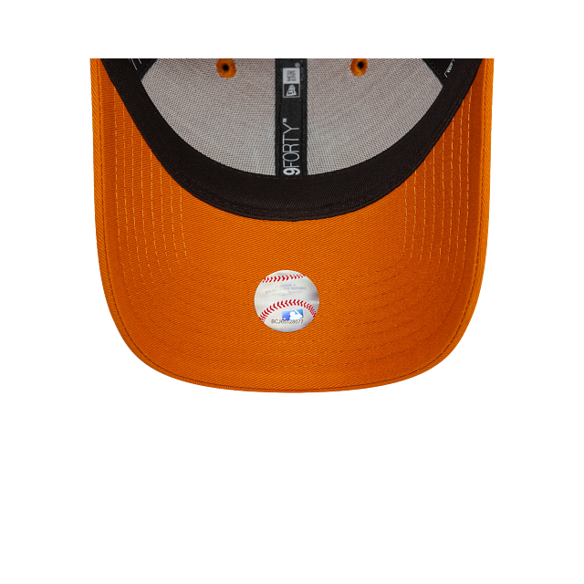 New York Yankees MLB Women's League Essentials 9FORTY Strapback para Mujer Naranja