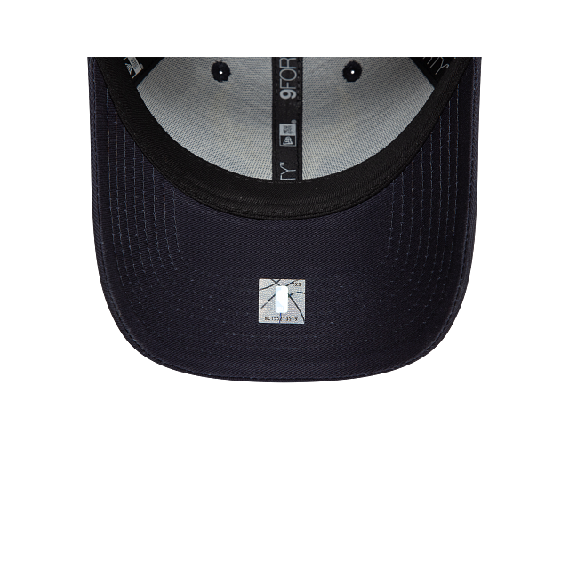 Chicago Bulls NBA Metallic Logo 9FORTY Strapback