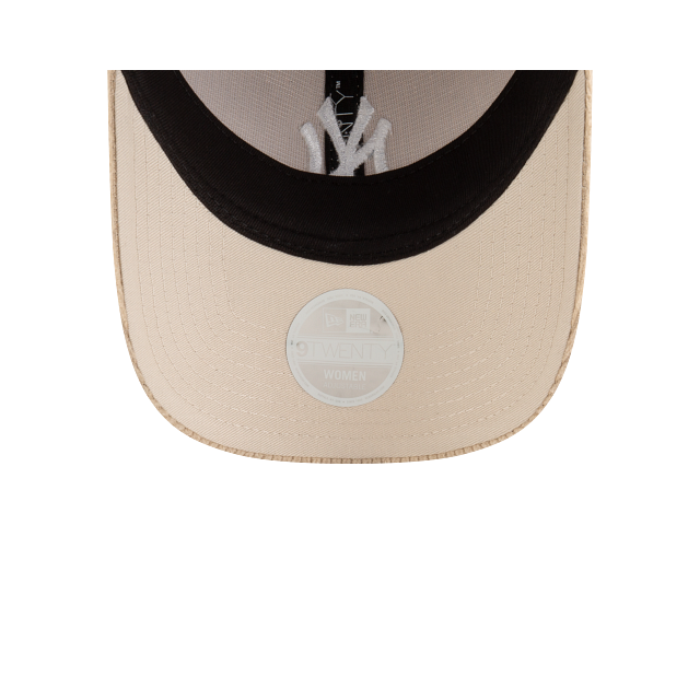 New York Yankees MLB Cord Essentials 9TWENTY Strapback Beige para Mujer