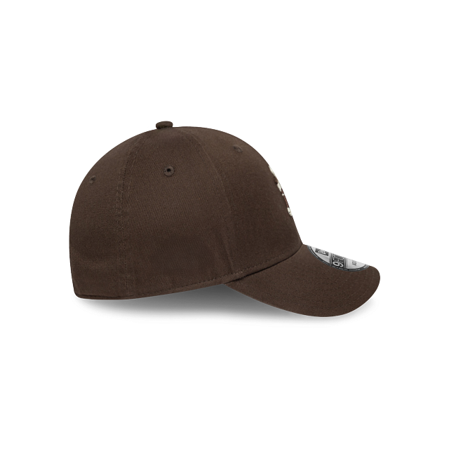 New York Yankees MLB Animal Fill 9FORTY Strapback