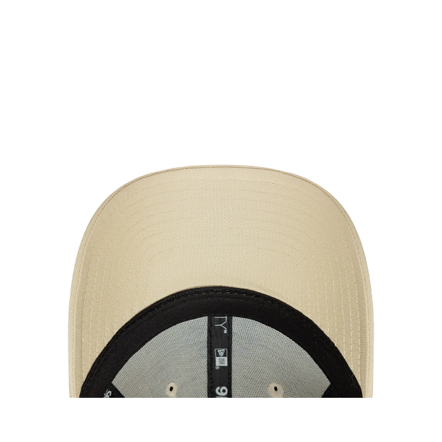 New York Yankees MLB Metallic Logo 9FORTY Strapback para Mujer