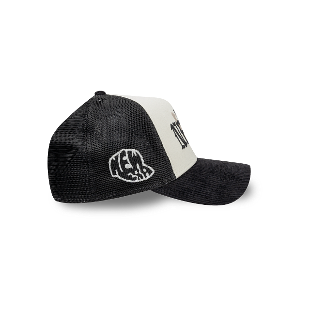 New Era 9FORTY A-Frame Old English Snapback Trucker