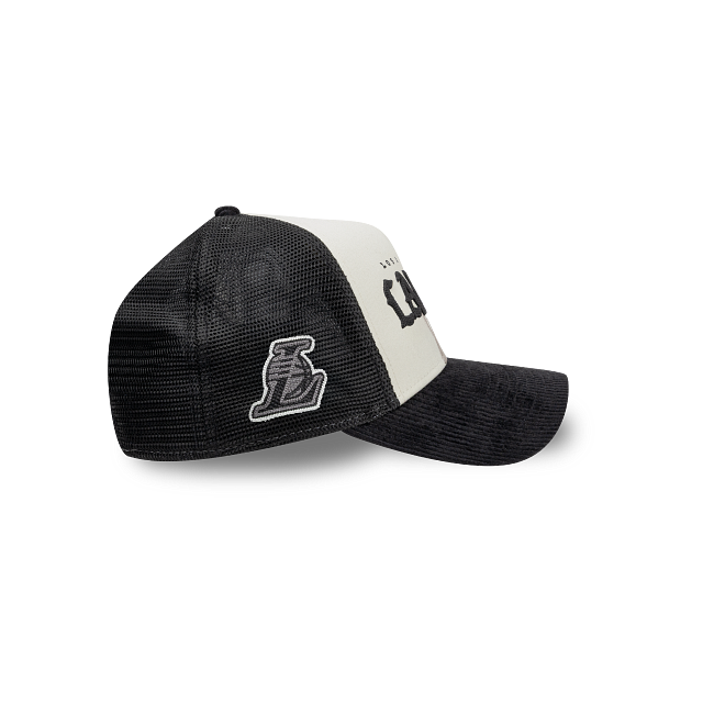 Los Angeles Lakers NBA Old English 9FORTY A-Frame Snapback Trucker
