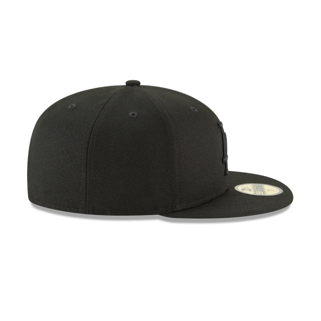 Los Angeles Dodgers MLB Black On Black 59FIFTY Cerrada