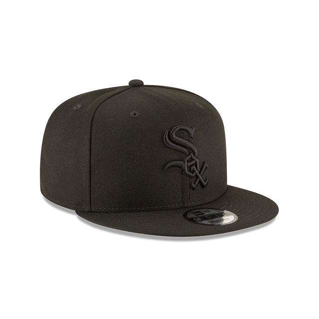 Chicago White Sox MLB Black on Black 9FIFTY Snapback
