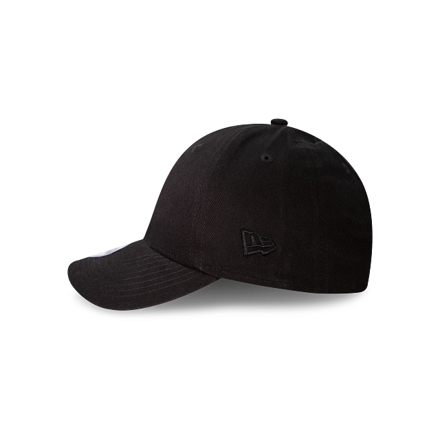 Los Angeles Lakers MLB Black on Black 9FORTY Snapback