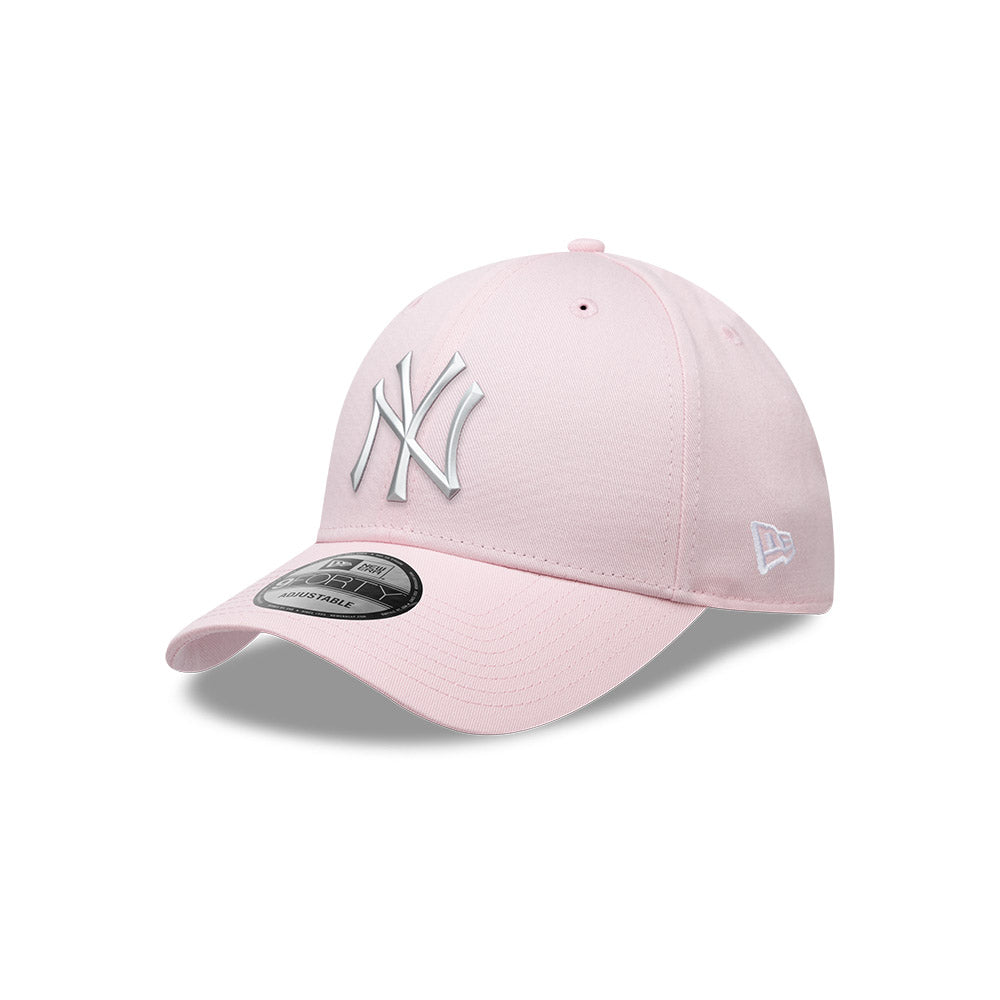 New York Yankees MLB Metal Badge 9FORTY Strapback Rosa