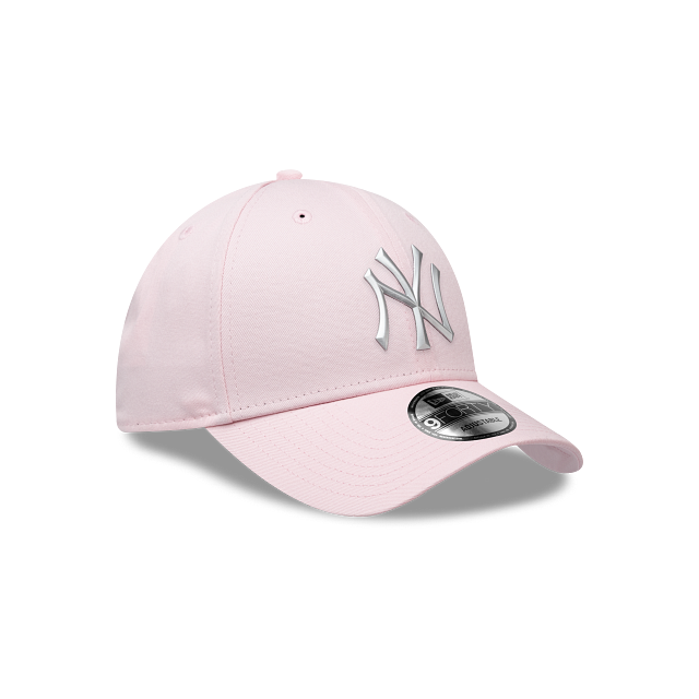 New York Yankees MLB Metal Badge 9FORTY Strapback Rosa