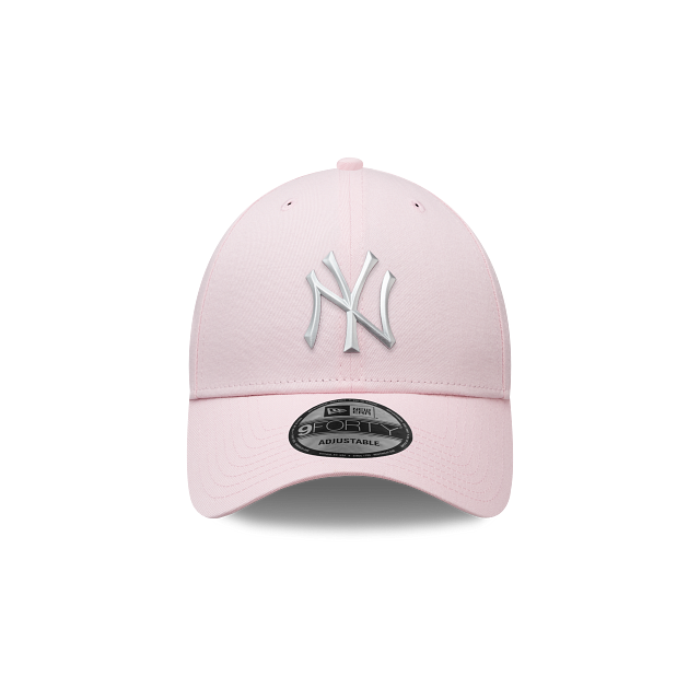 New York Yankees MLB Metal Badge 9FORTY Strapback Rosa