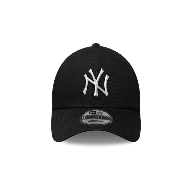 New York Yankees MLB Metal Badge 9FORTY Strapback Negra