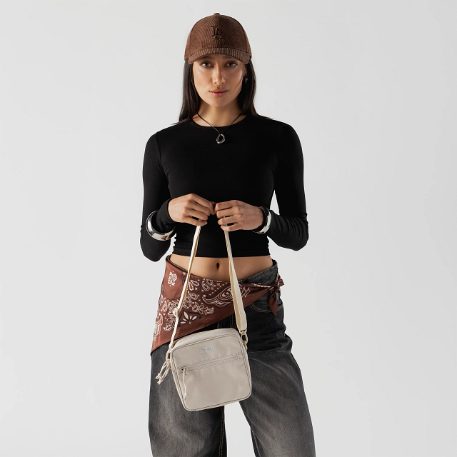Shoulder Pouch New Era