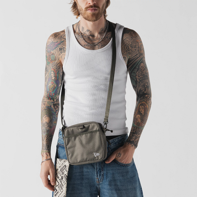 Shoulder Pouch New Era Olivo