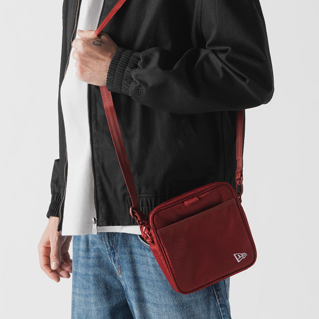 Shoulder Pouch New Era Roja