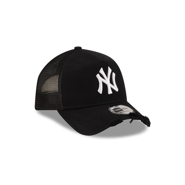 New York Yankees MLB Damaged 9FORTY A-Frame Trucker Snapback