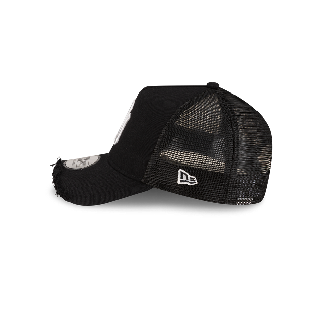 New York Yankees MLB Damaged 9FORTY A-Frame Trucker Snapback