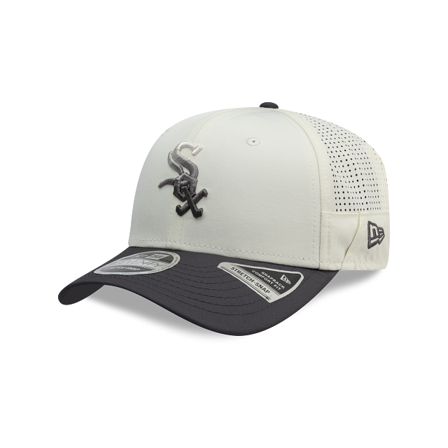 Chicago White Sox MLB GRADIENT Trucker 9SEVENTY Snapback