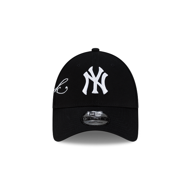 New York Yankees MLB CROSS PANELS SCRIPT 9FORTY Strapback