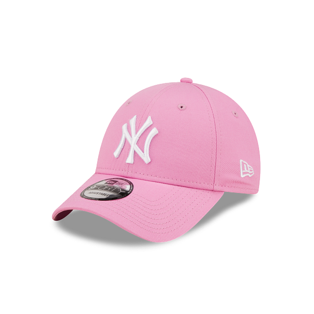 New York Yankees MLB League Essentials 9FORTY Strapback
