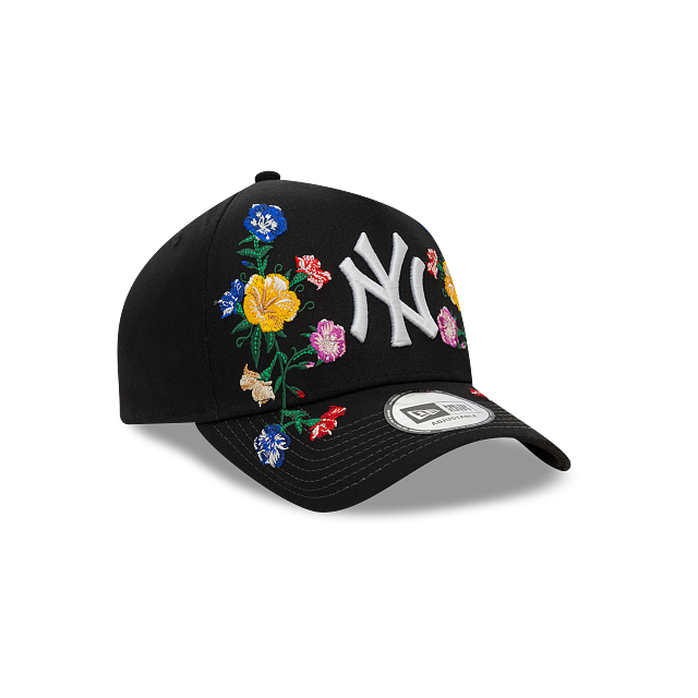 New York Yankees MLB Flower Accents 9FORTY A-Frame Snapback