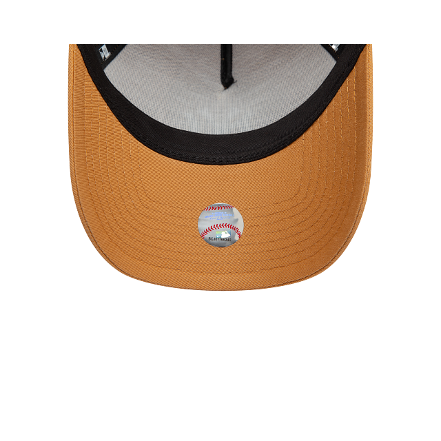 New York Yankees MLB League Essentials 9FORTY A-Frame Trucker Snapback Café