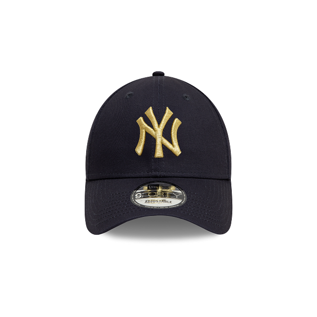 New York Yankees MLB Metallic Logo 9FORTY Strapback