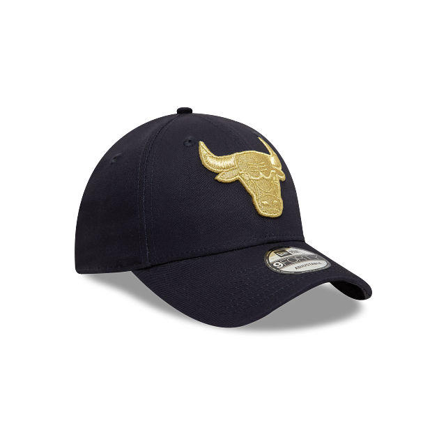 Chicago Bulls NBA Metallic Logo 9FORTY Strapback