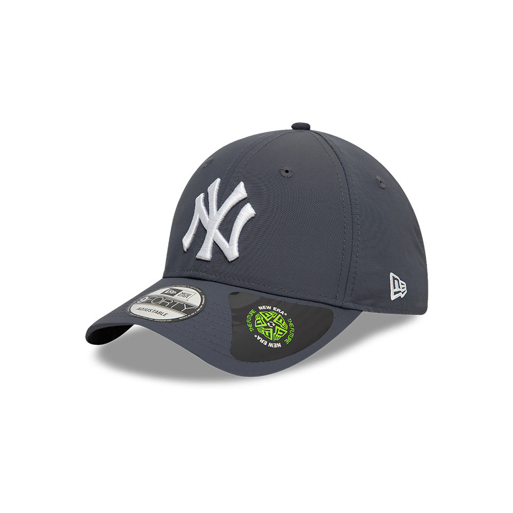 New York Yankees MLB Recycled 9FORTY Strapback Gris