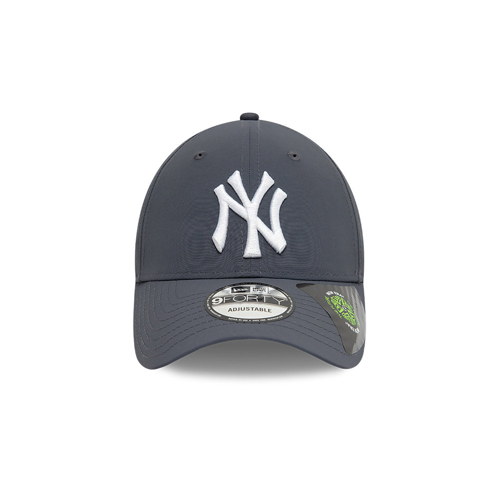 New York Yankees MLB Recycled 9FORTY Strapback Gris