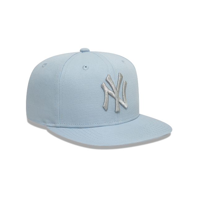 New York Yankees MLB Metallic Logo 9FIFTY Snapback