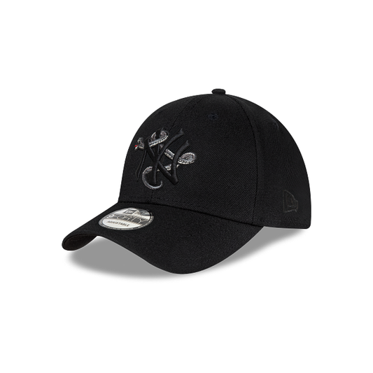 New York Yankees MLB Snake Icon 9FORTY Strapback