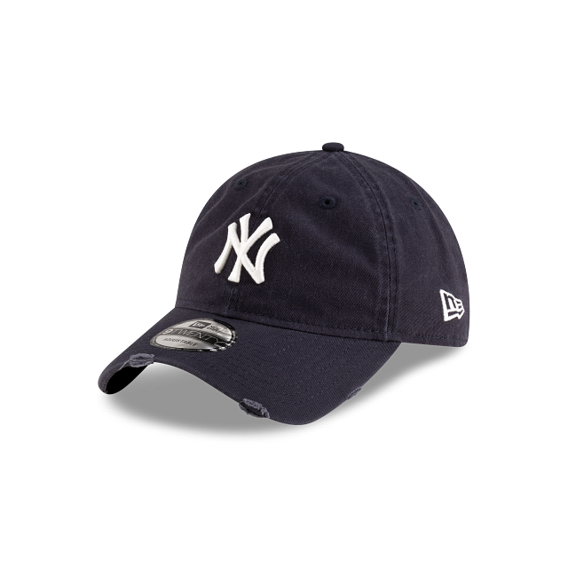 New York Yankees MLB Distressed 9TWENTY Strapback