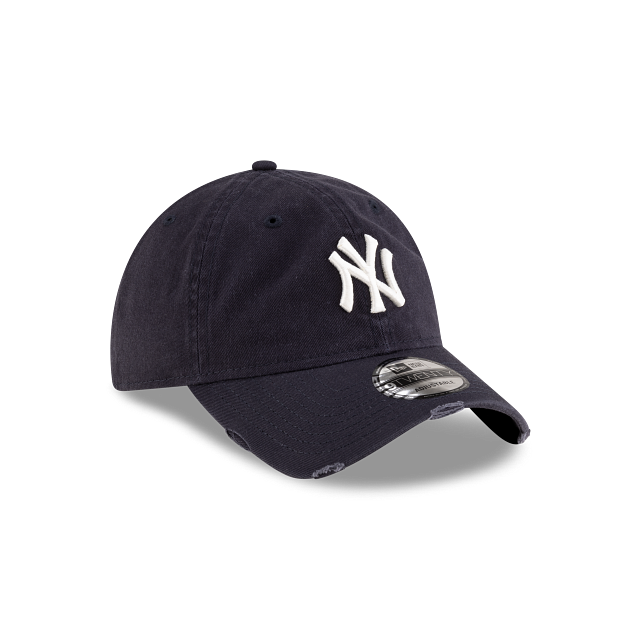 New York Yankees MLB Distressed 9TWENTY Strapback