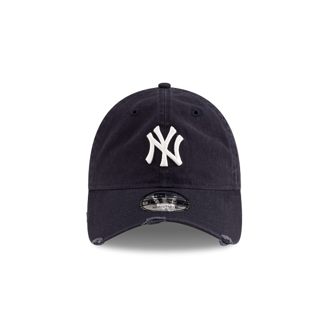 New York Yankees MLB Distressed 9TWENTY Strapback