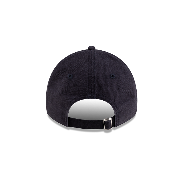 New York Yankees MLB Distressed 9TWENTY Strapback