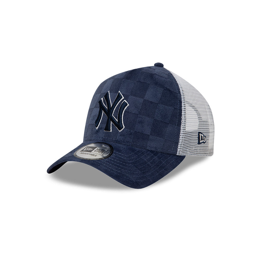 New York Yankees MLB Trucker Canvas 9FORTY A-Frame Snapback