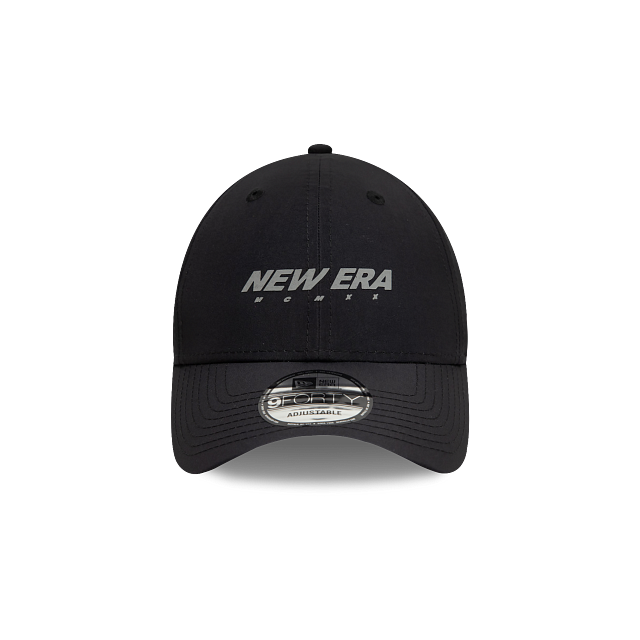 New Era Tech 9FORTY Strapback Negra