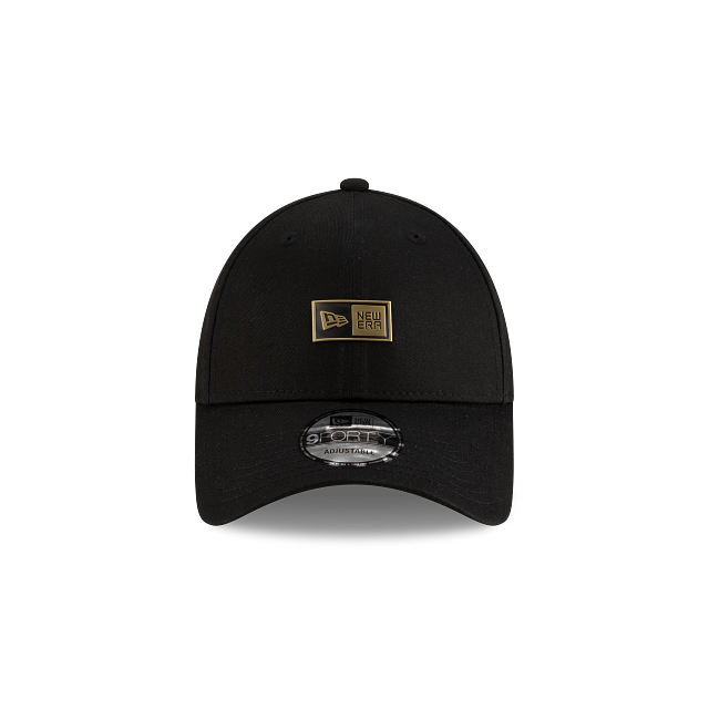 New Era Metallic Badge 9FORTY Strapback Negra