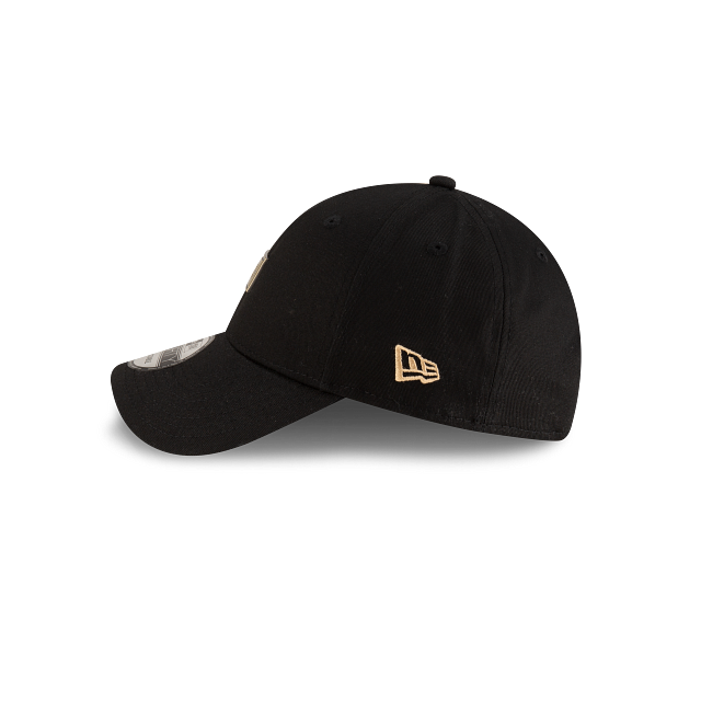 New Era Metallic Badge 9FORTY Strapback Negra