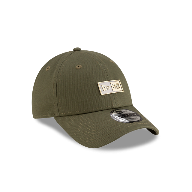 New Era Metallic Badge 9FORTY Strapback Olivo