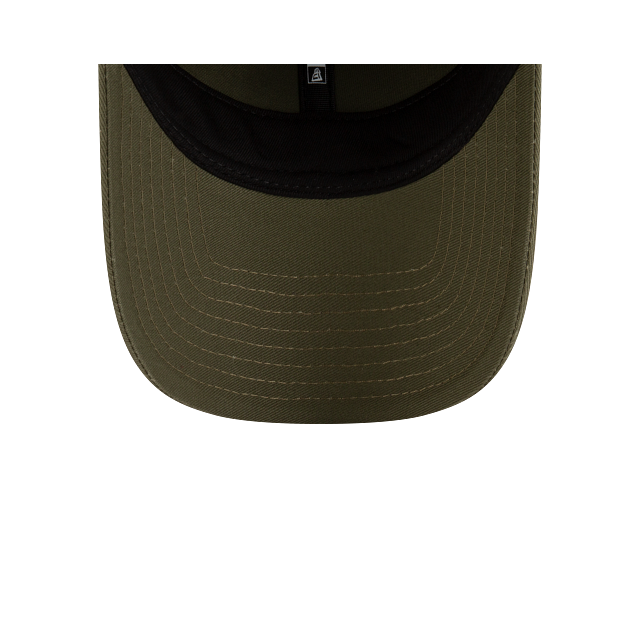 New Era Metallic Badge 9FORTY Strapback Olivo