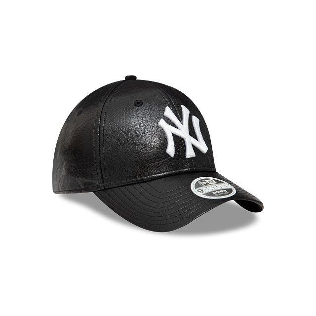 New York Yankees MLB Faux Leather Crinkled 9FORTY Strapback Negra para Mujer