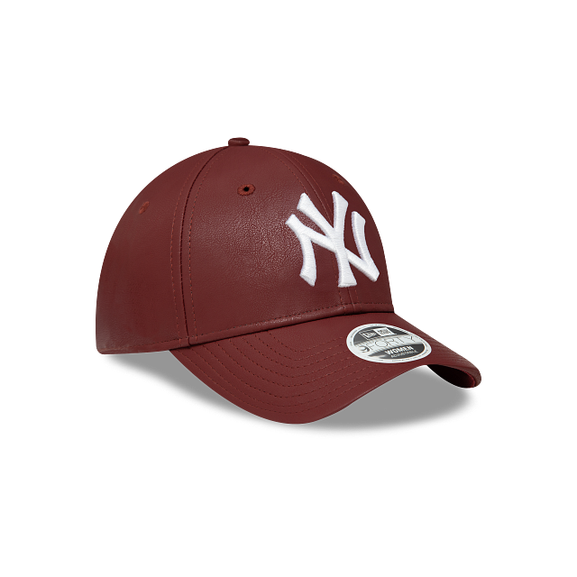 New York Yankees MLB Faux Leather Crinkled 9FORTY Strapback Roja para Mujer