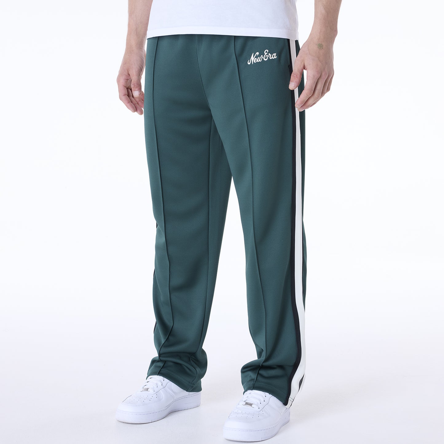 Pants New Era Script