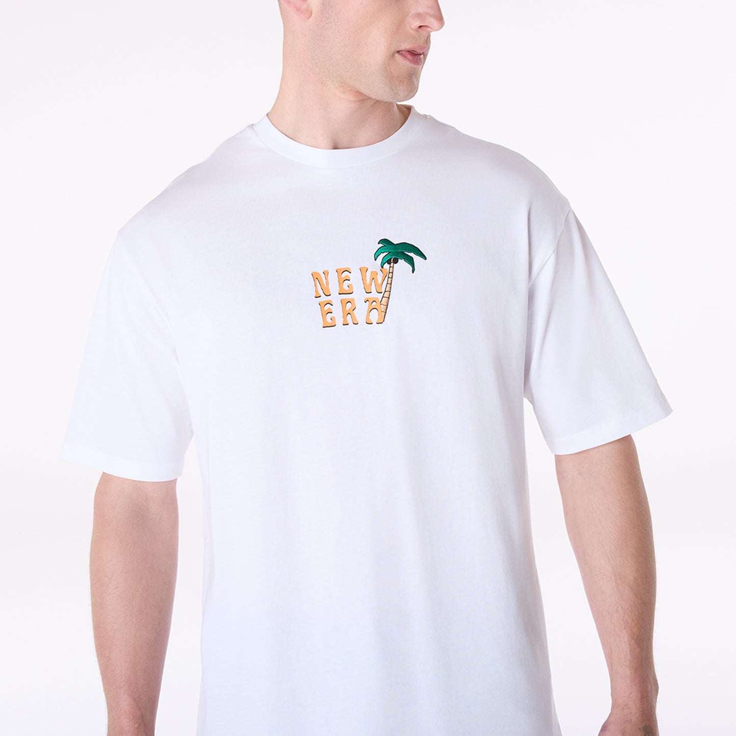 Playera Manga Corta New Era Summer Graphic Blanca