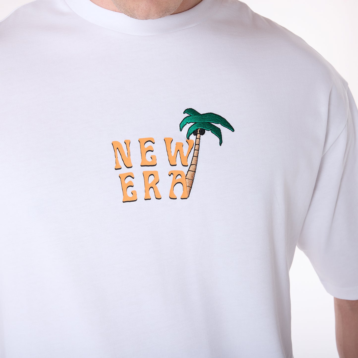 Playera Manga Corta New Era Summer Graphic Blanca