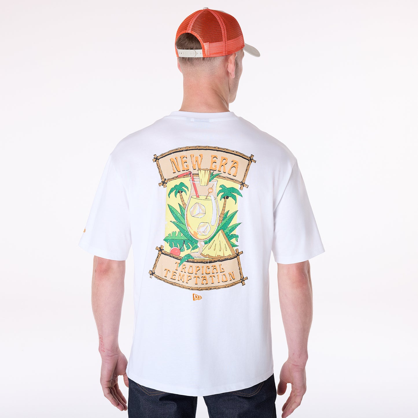 Playera Manga Corta New Era Summer Graphic Blanca