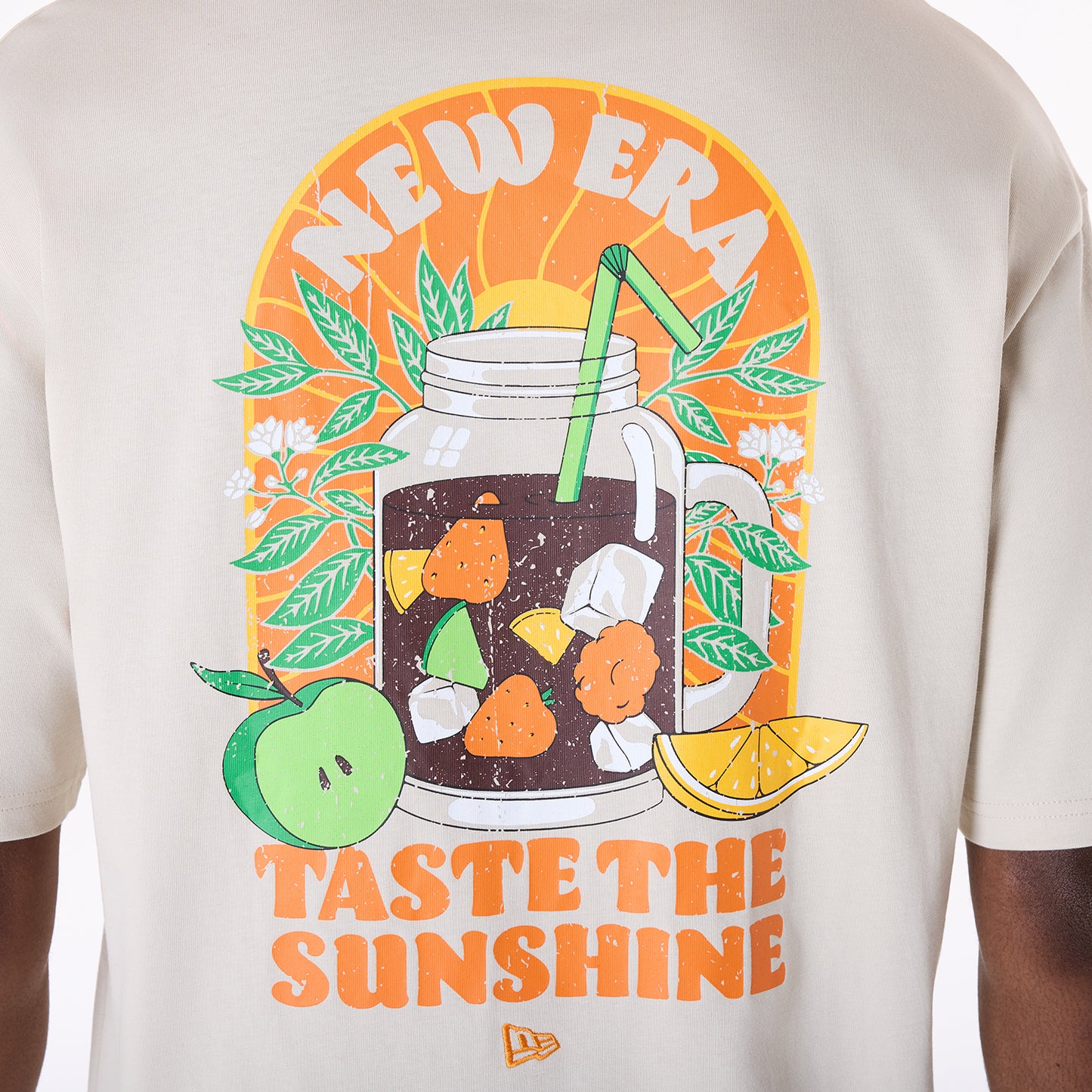 Playera Manga Corta New Era Summer Graphic