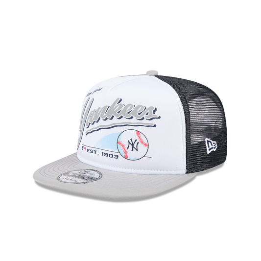 New York Yankees MLB Throwback 9FIFTY A-Frame Trucker Snapback